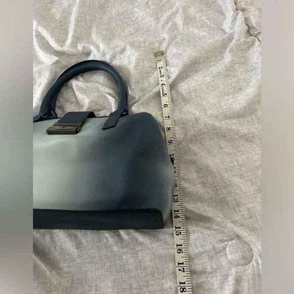 Simply Vera Wang Shoulder Bag Medium Blue Vegan Leather Crossbody Purse NWT - Picture 7 of 7